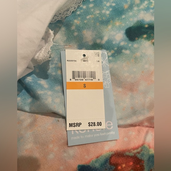 Bundle of 2 Kensie Lace Trimmed Bridal Tank Tops - Picture 6 of 10